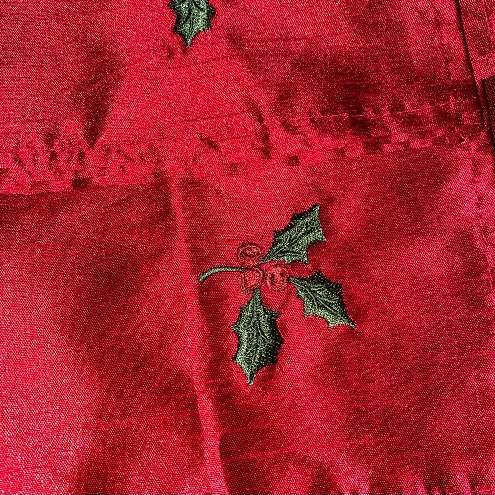 Cloth Holiday Christmas Dinner Napkins Embroidered Holly Berries‎ Set Of 6